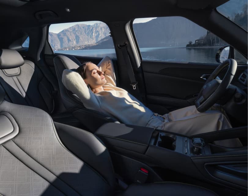 nội thất byd atto 2